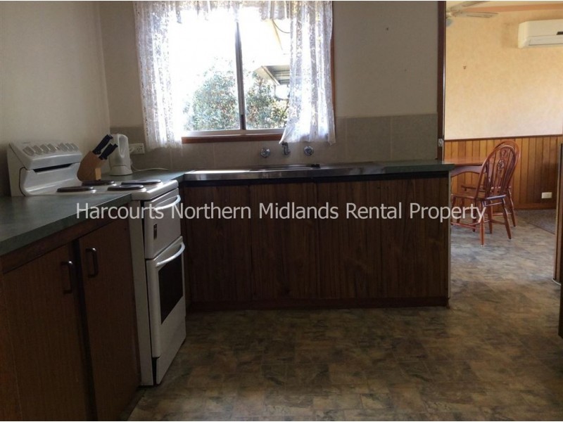 16 Bedford St, Campbell Town TAS 7210