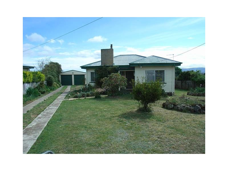 8 New Street, Campbell Town TAS 7210