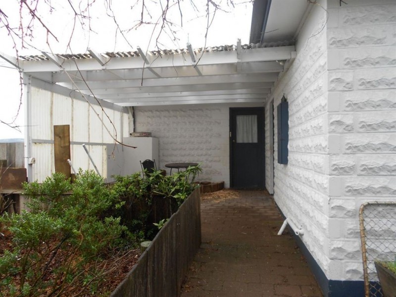 9 West Street, Campbell Town TAS 7210