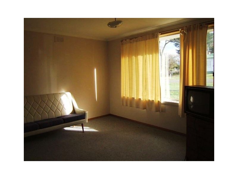 - Glenelg Street, Campbell Town TAS 7210