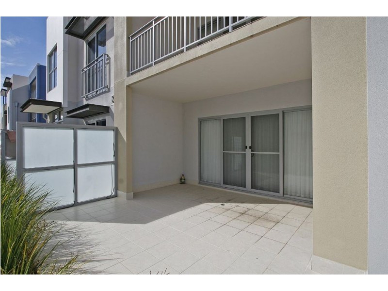 42/6 Ibera Way, Success WA 6164