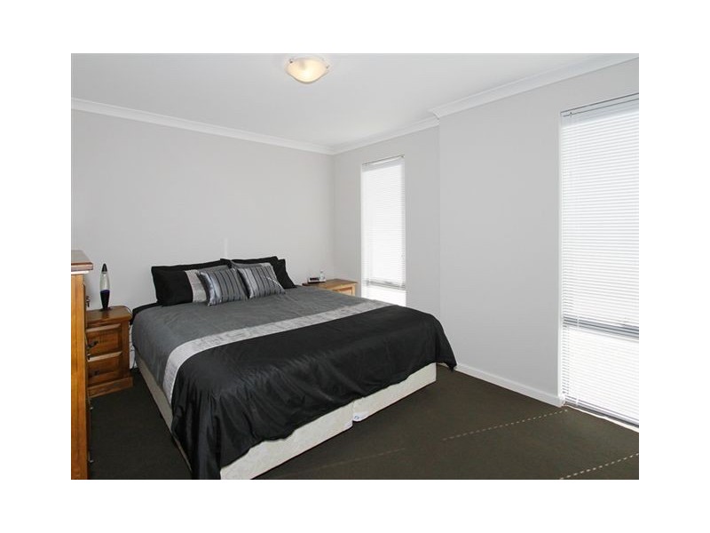 3/3 Peppermint Gardens, Aubin Grove WA 6164