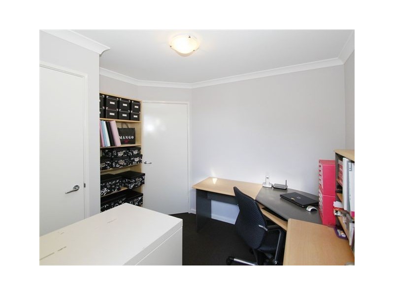 3/3 Peppermint Gardens, Aubin Grove WA 6164