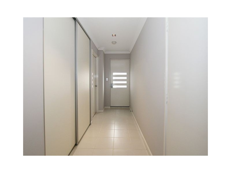 3/3 Peppermint Gardens, Aubin Grove WA 6164