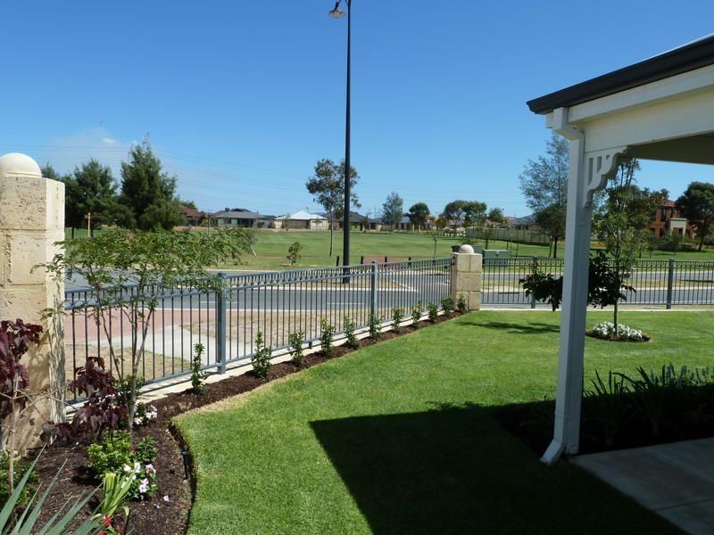 305 Wentworth Parade, Success WA 6164