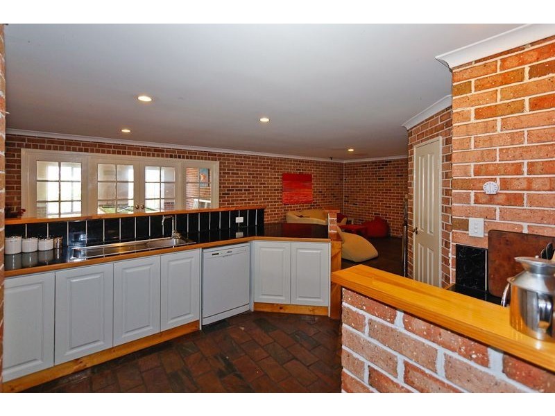 15 Herdsman Court, Success WA 6164