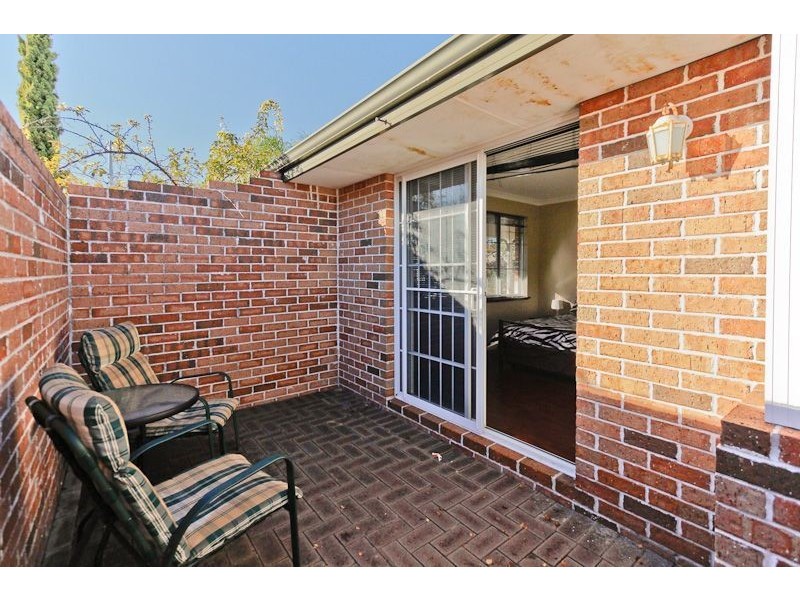 15 Herdsman Court, Success WA 6164