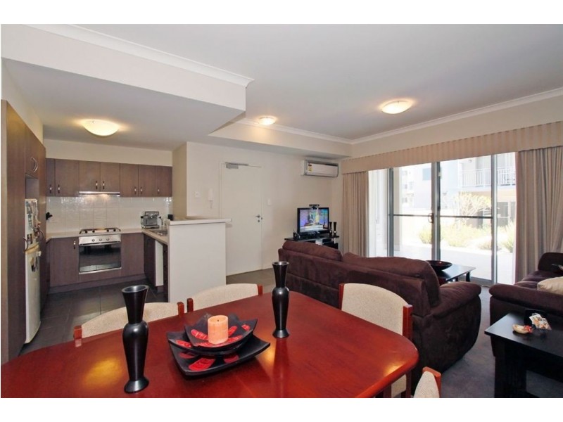 42/6 Ibera Way, Success WA 6164