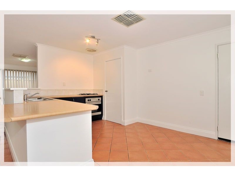 3 Avon Crescent, Atwell WA 6164