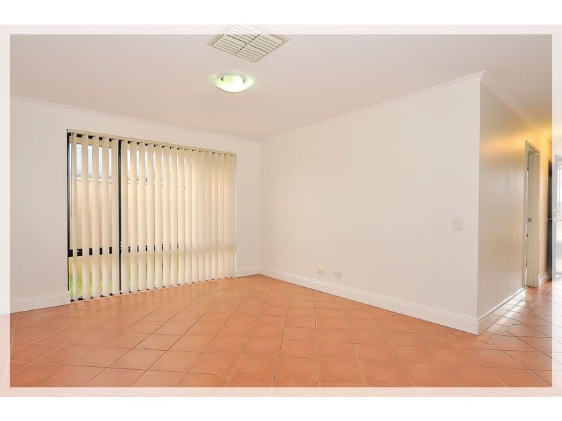 3 Avon Crescent, Atwell WA 6164