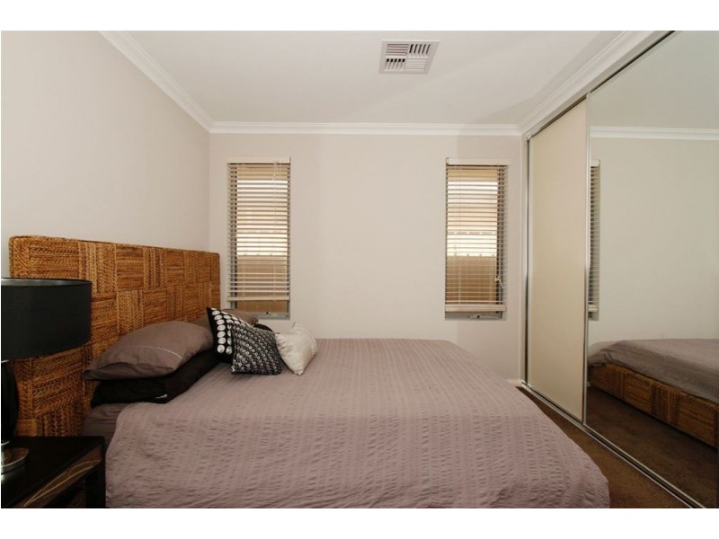 13 Shelduck Pass, Beeliar WA 6164