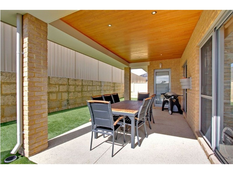 13 Shelduck Pass, Beeliar WA 6164