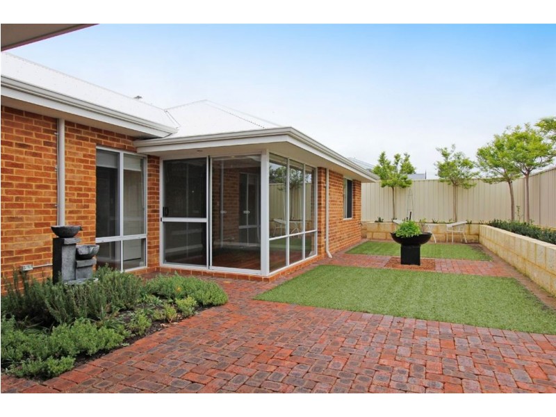 14 Bondi Way, Aubin Grove WA 6164