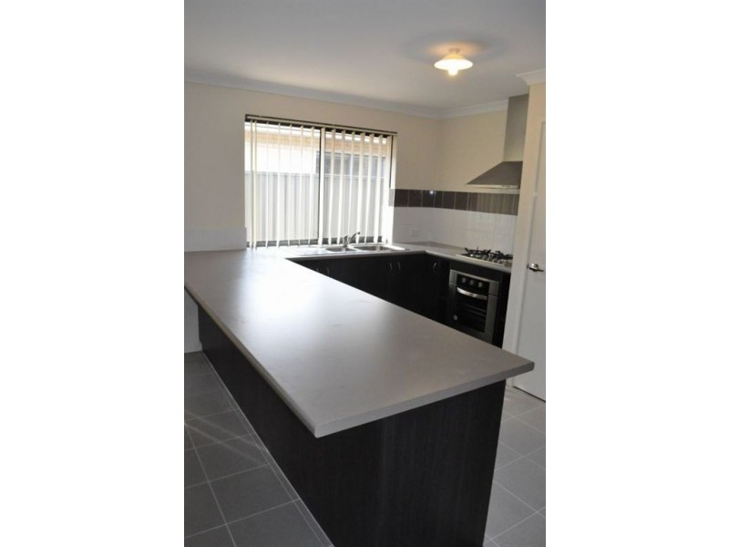 45 Whitehorse Drive, Harrisdale WA 6112