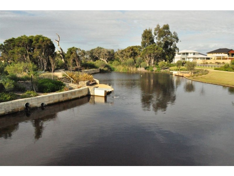 45 Whitehorse Drive, Harrisdale WA 6112