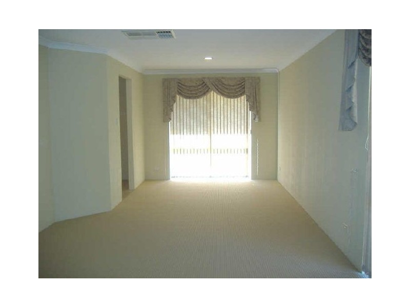 22 Nottingham Parkway, Orelia WA 6167