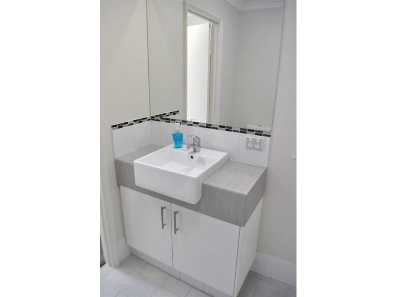 23/35 Malata Cres, Success WA 6164