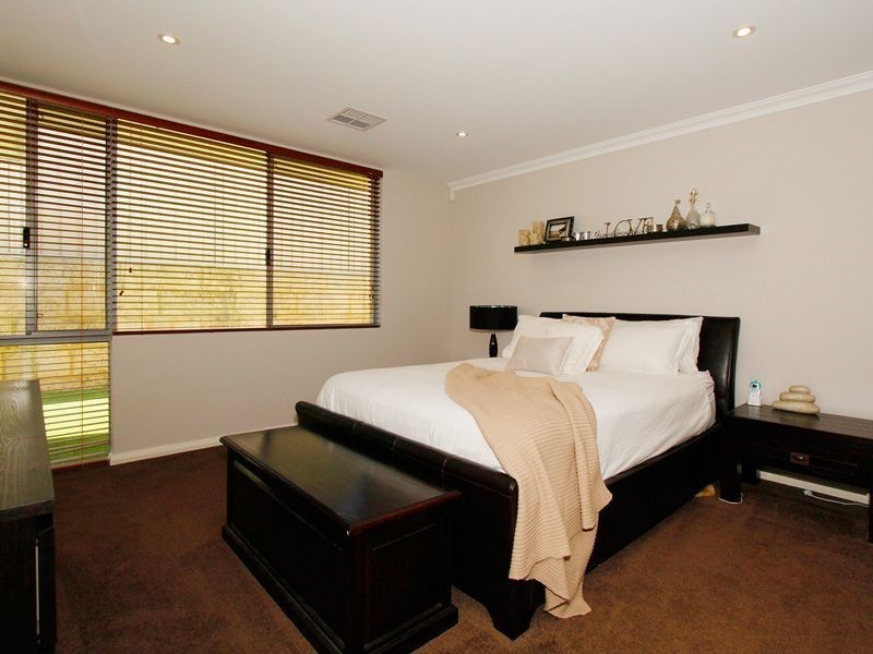 13 Shelduck Pass, Beeliar WA 6164