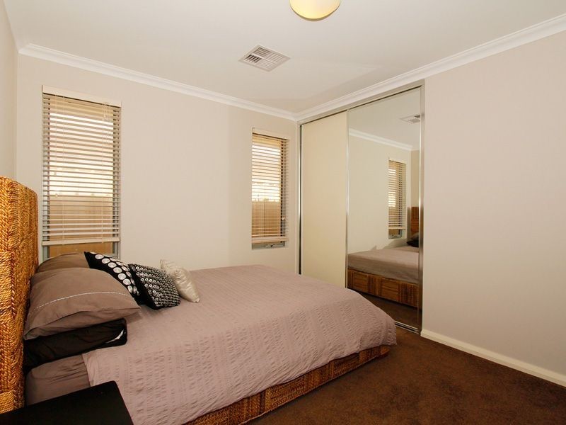 13 Shelduck Pass, Beeliar WA 6164