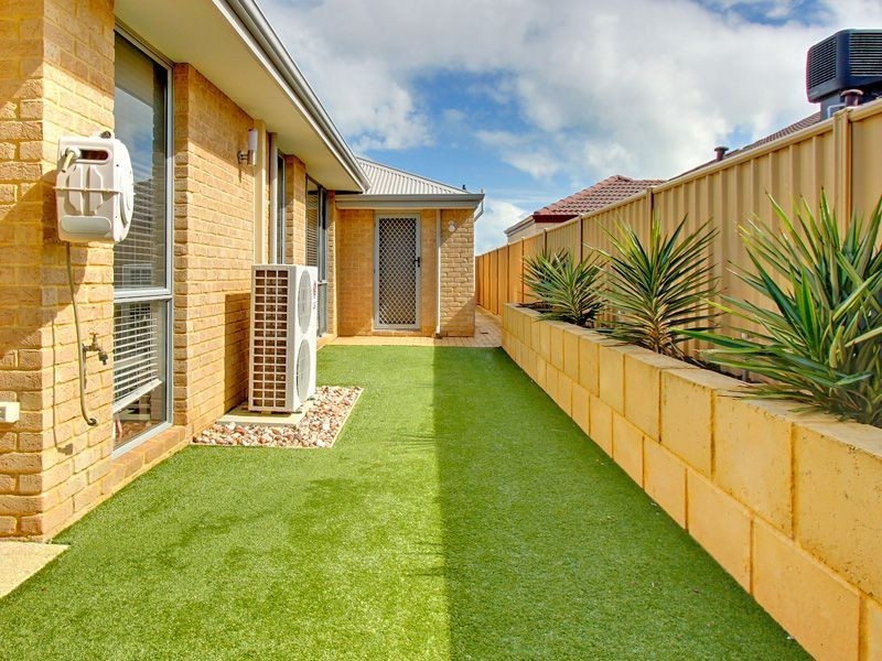 13 Shelduck Pass, Beeliar WA 6164