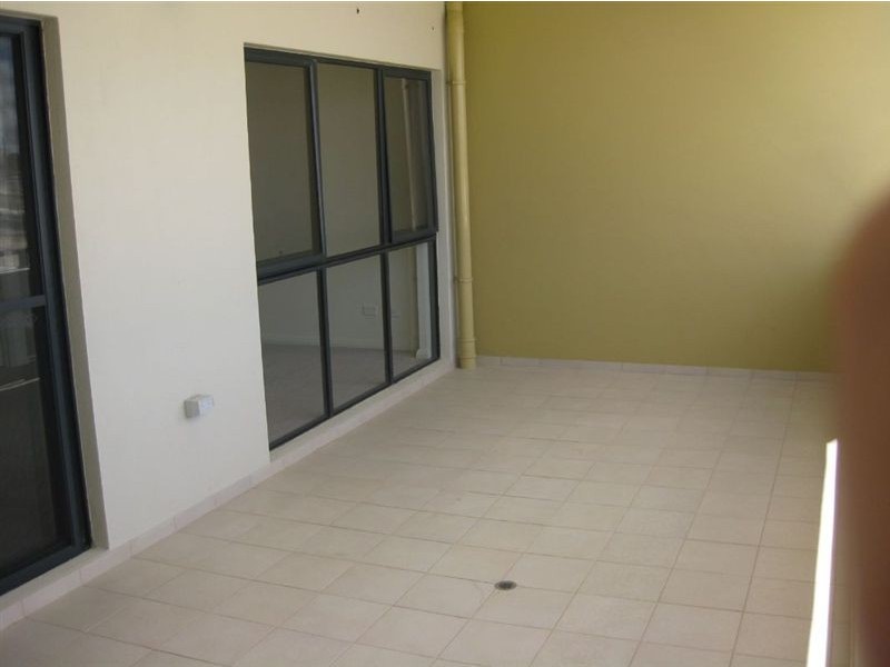 24/9 Linkage Avenue, Cockburn Central WA 6164