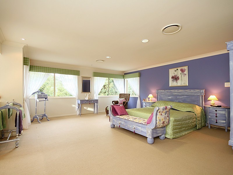 32 Bunya Lake Court, Bunya QLD 4055