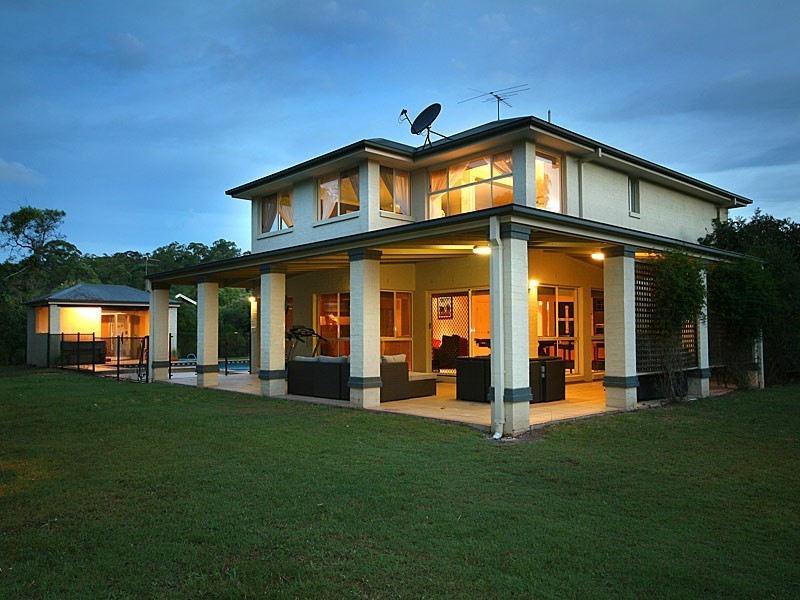 32 Bunya Lake Court, Bunya QLD 4055