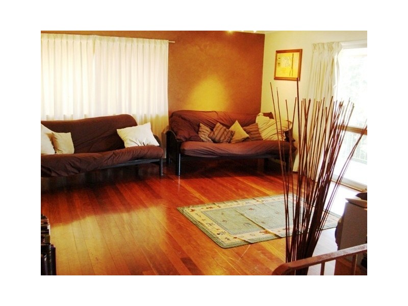 30 Gordon Road, Ferny Hills QLD 4055