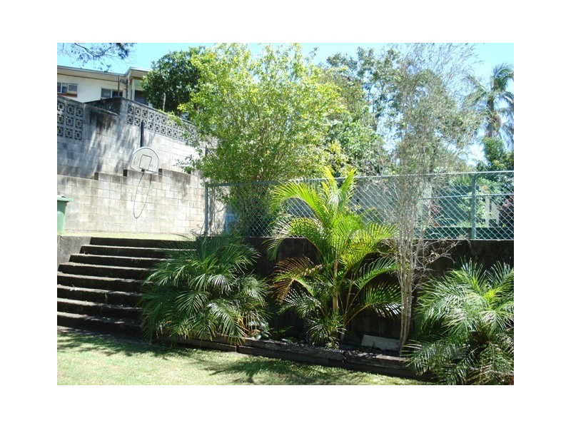 30 Gordon Road, Ferny Hills QLD 4055