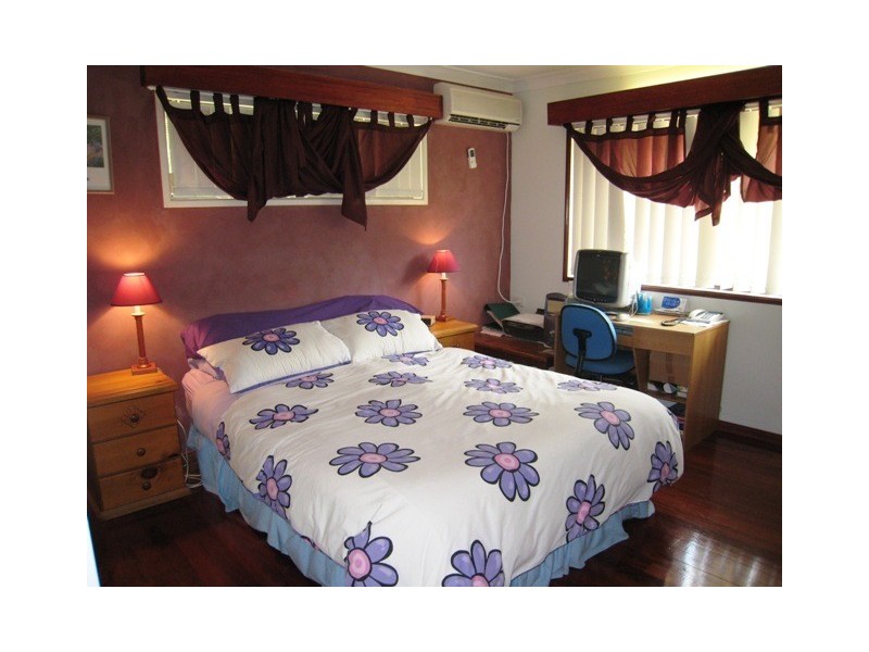 76 Tarnook Drive, Ferny Hills QLD 4055