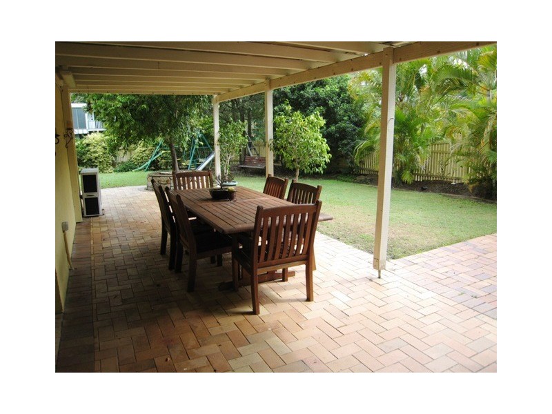 76 Tarnook Drive, Ferny Hills QLD 4055