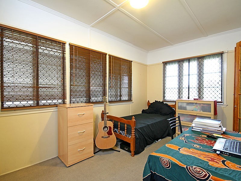 4 Dawson Parade, Keperra QLD 4054