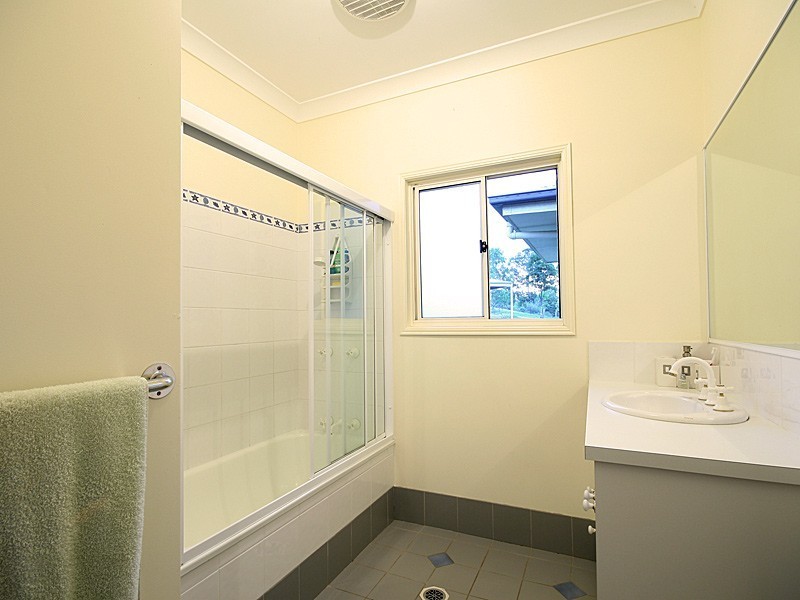 25 Willem Drive, Draper QLD 4520
