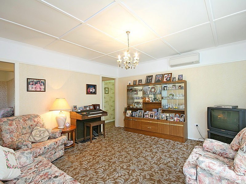 1 Grimstone Street, Keperra QLD 4054