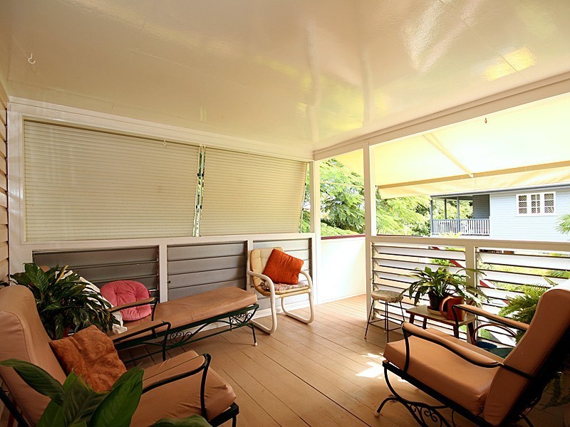1 Grimstone Street, Keperra QLD 4054