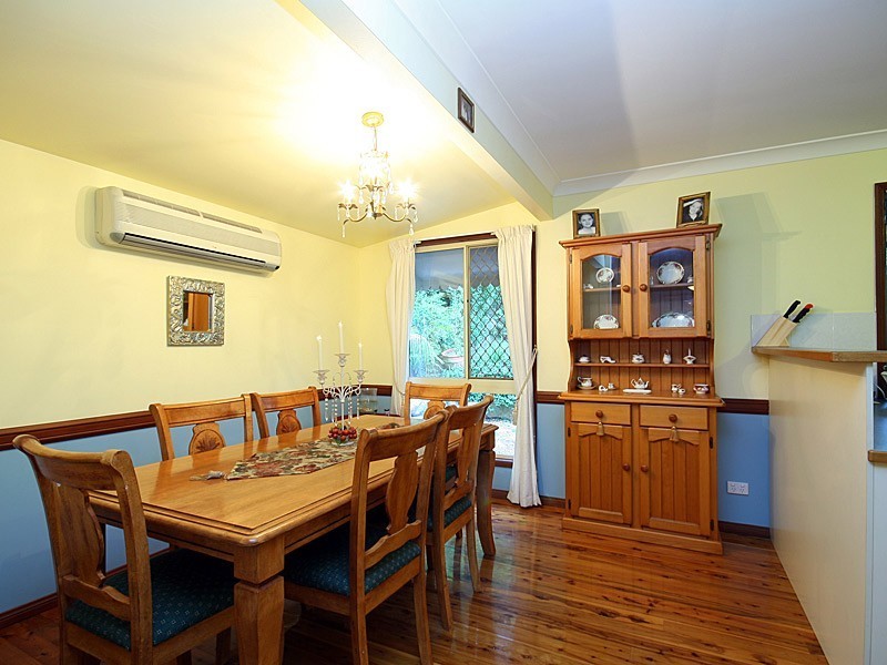 26 Blackwood Drive, Arana Hills QLD 4054