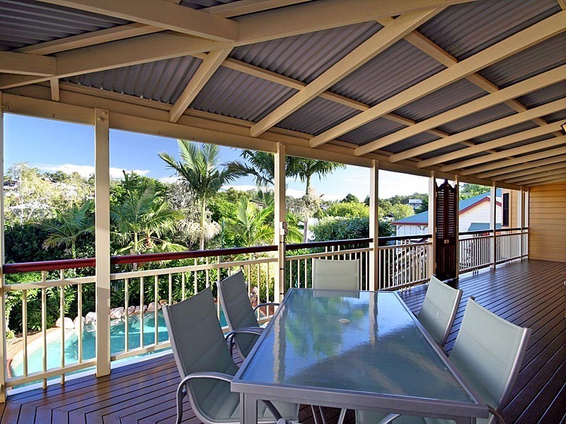 12 Fleetwood Court, Ferny Hills QLD 4055