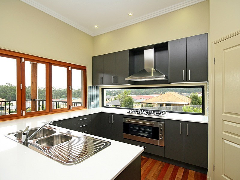 11 Pickering Place, Upper Kedron QLD 4055
