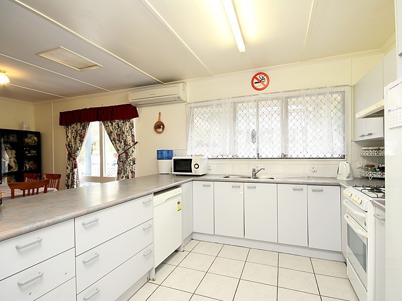 27 Glenmorgan Street, Keperra QLD 4054