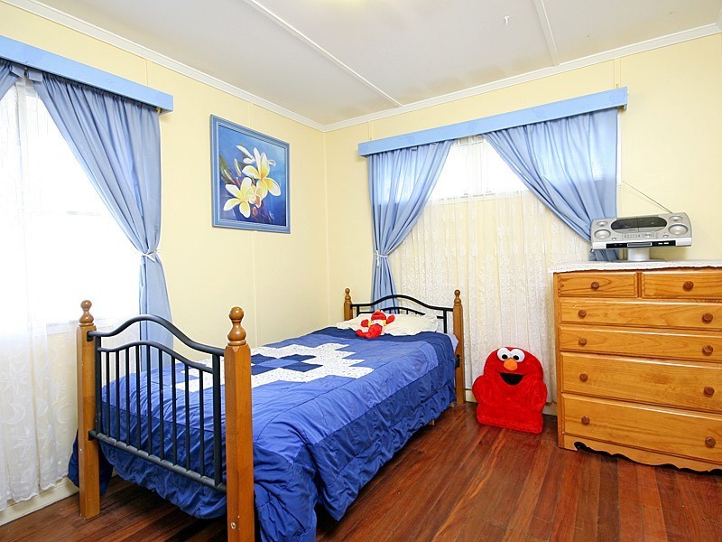 27 Glenmorgan Street, Keperra QLD 4054