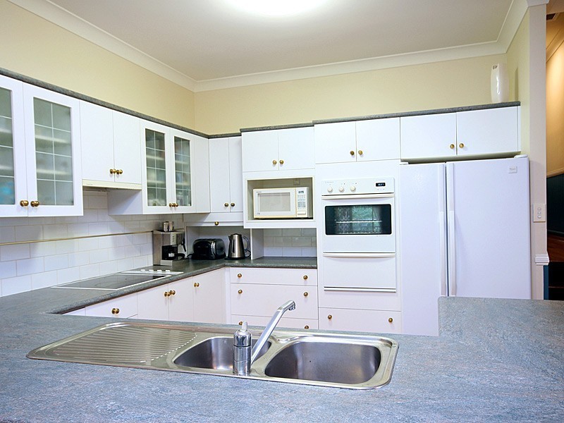 23 Lynwood Court, Ferny Hills QLD 4055