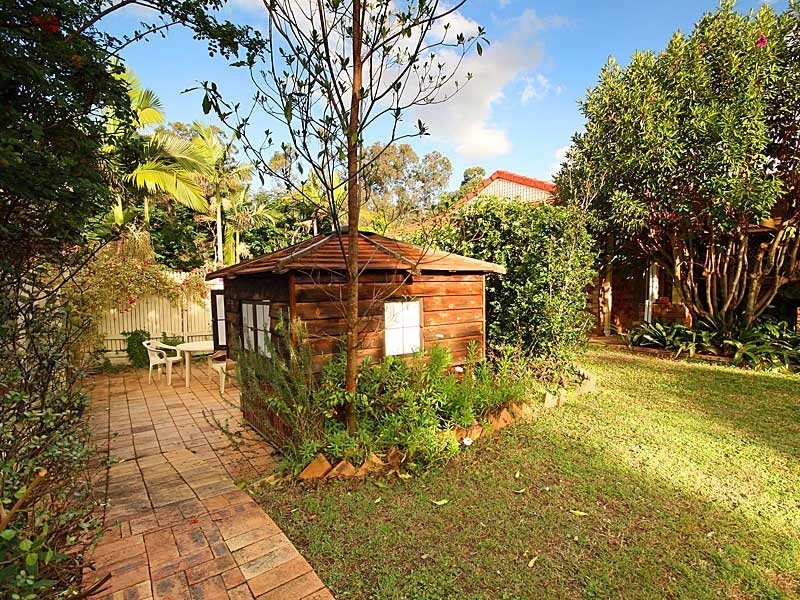 11 Glenwood Place, Ferny Hills QLD 4055