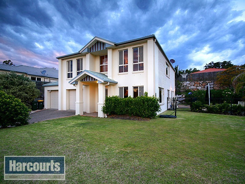 85 Selkirk Crescent, Upper Kedron QLD 4055