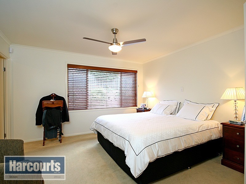 85 Selkirk Crescent, Upper Kedron QLD 4055