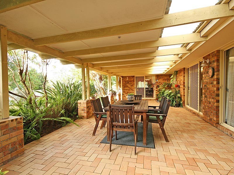 11 Glenwood Place, Ferny Hills QLD 4055