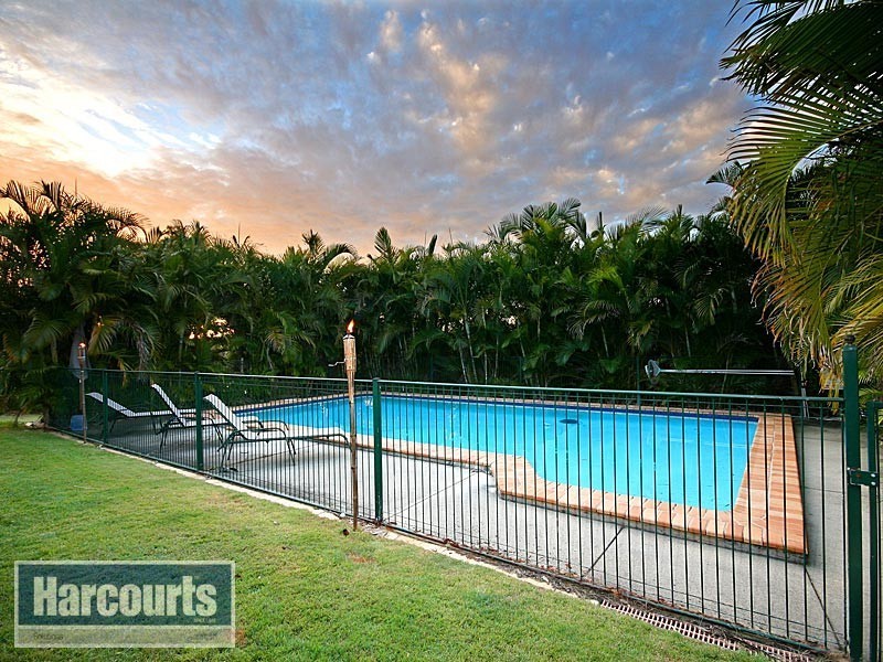 1 Maynard Drive, Bunya QLD 4055