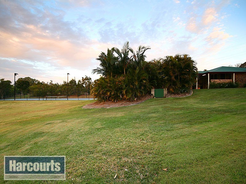 1 Maynard Drive, Bunya QLD 4055