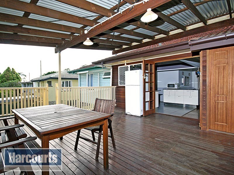 16 Wendover Street, Keperra QLD 4054