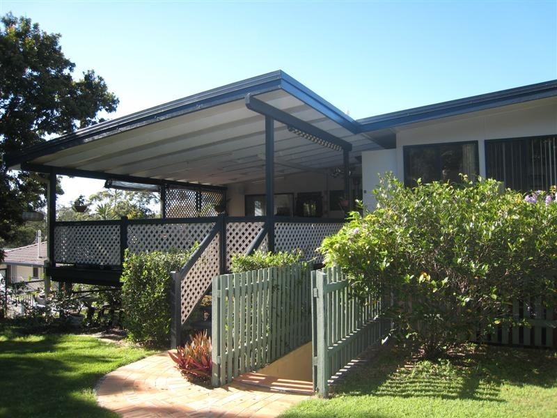 11 Tarnook Drive, Ferny Hills QLD 4055