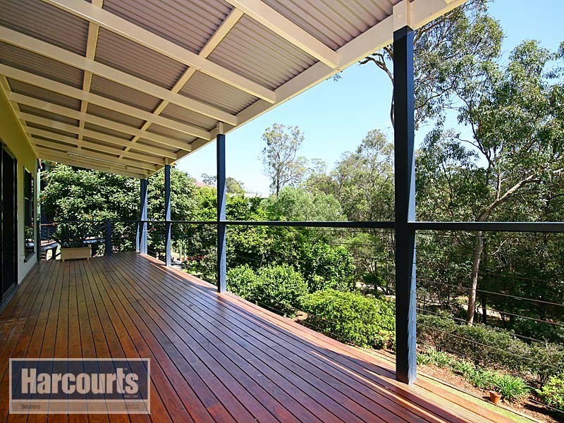 16 Woodburn Place, Ferny Hills QLD 4055